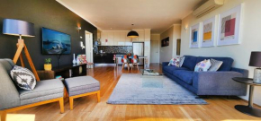 Contemporary Top Floor Apartment with City Views Sydney